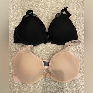 2 lightly lined “Pepper” size 36 B bras- like new.
